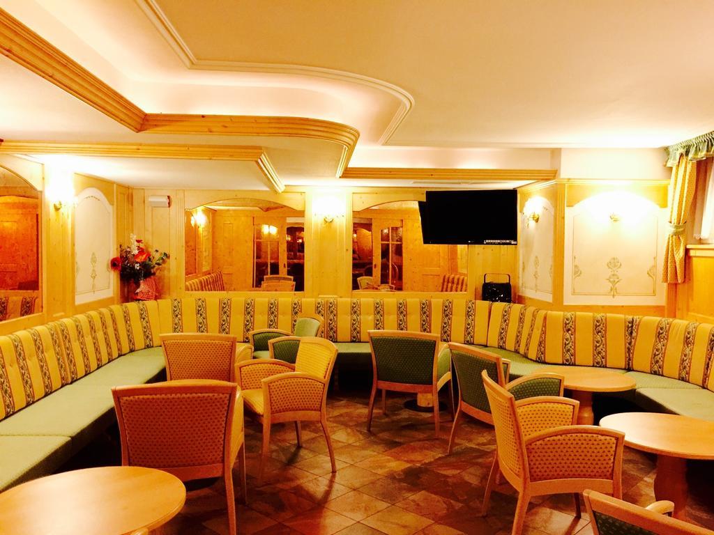 Hotel Laurin Canazei Dış mekan fotoğraf