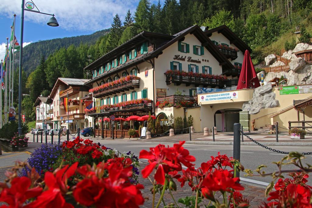 Hotel Laurin Canazei Oda fotoğraf