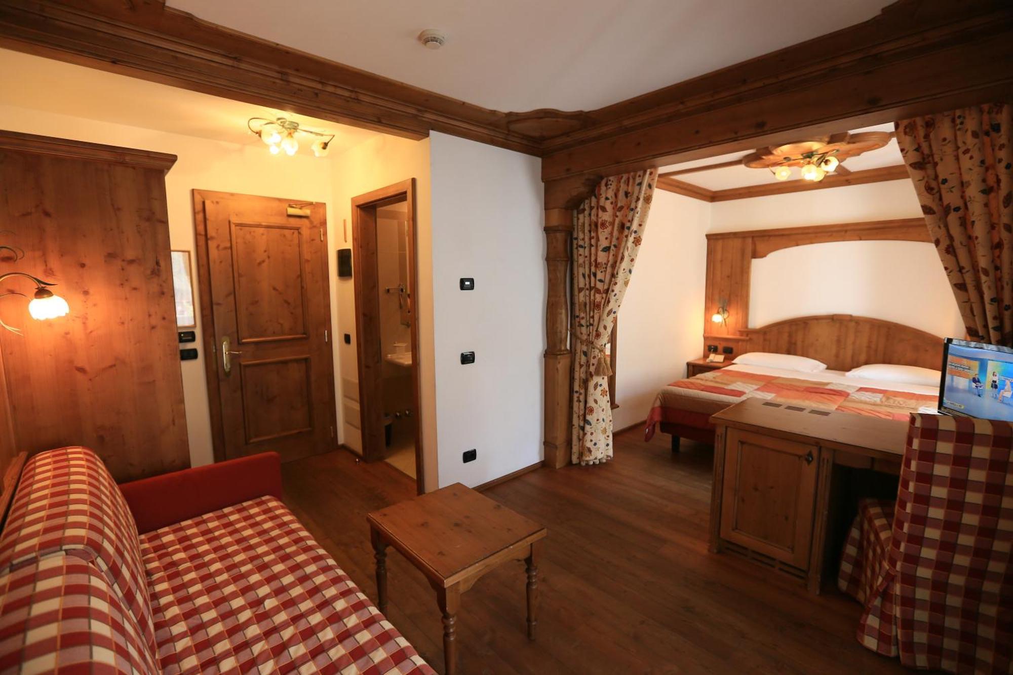 Hotel Laurin Canazei Dış mekan fotoğraf